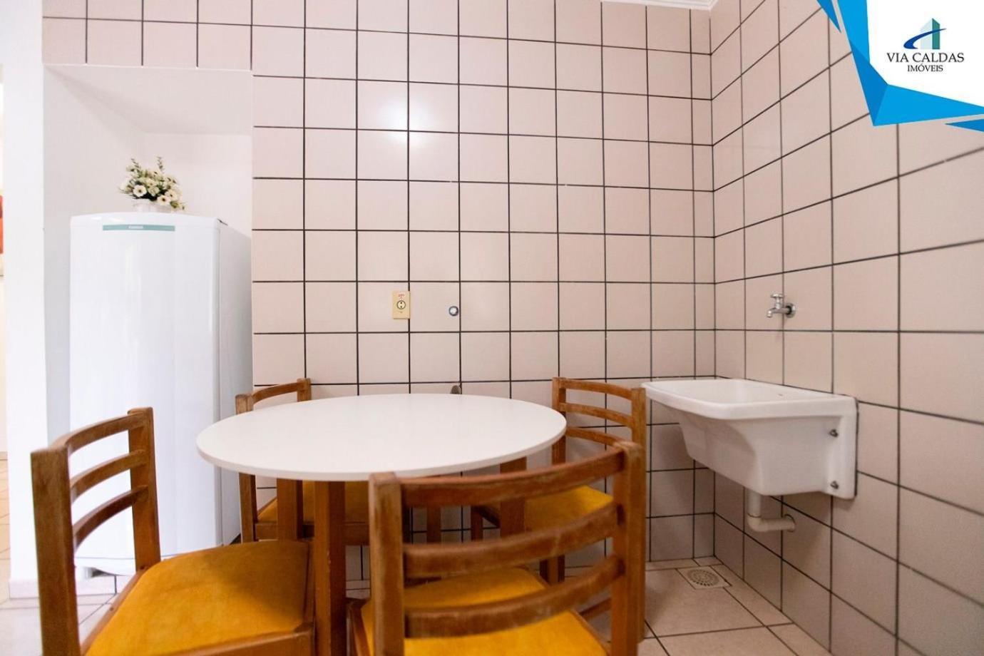 Apartamento Diroma Fiori Caldas Novas