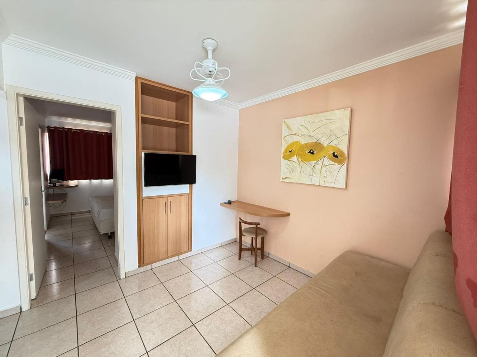 Apartamento Diroma Fiori Caldas Novas