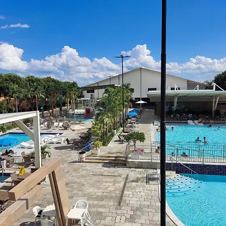 Apartamento Diroma Fiori Caldas Novas Exterior foto